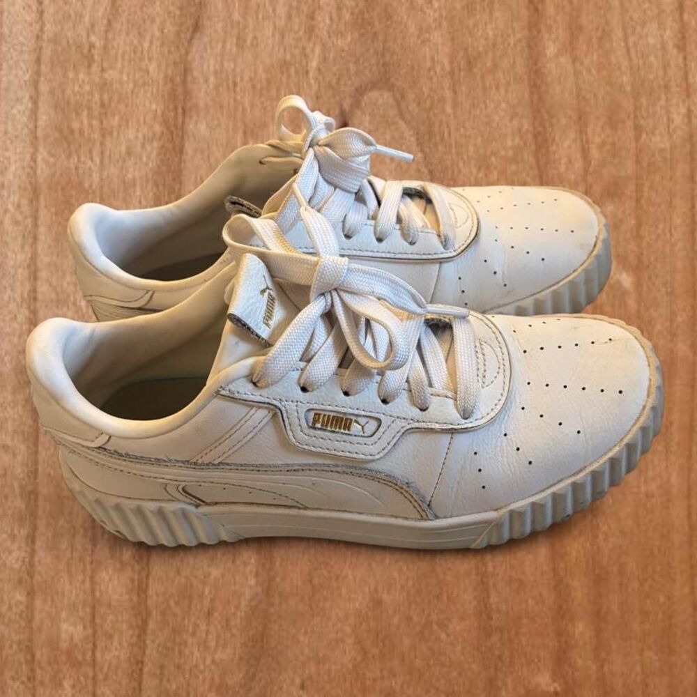 Puma Carina 3.0 Women's (size 8.5) Original White Mini Platform Sneakers
